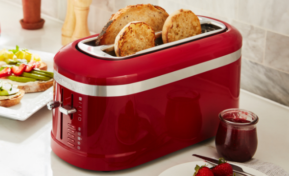 KitchenAid 4-Slice Empire Red Long Slot Toaster with High-Lift Lever