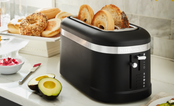 KitchenAid 2-Slice Long Slot Toaster in Onyx Black