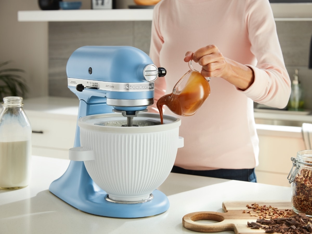 Kitchenaid ice cream maker blue liquid 2025